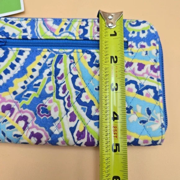 Vera Bradley Zip-Around Wallet Capri Blue Paisley Quilted Cotton Wristlet NEW - Picture 13 of 15